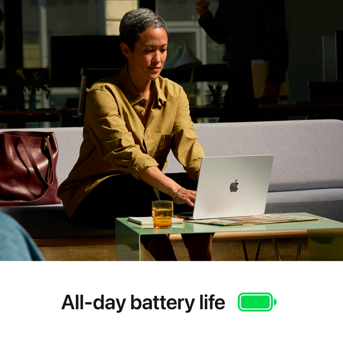 14-inch MacBook Pro: Apple M4 Max chip with 14‑core CPU and 32‑core GPU, 36GB, 1TB SSD - Silver,Model A3185