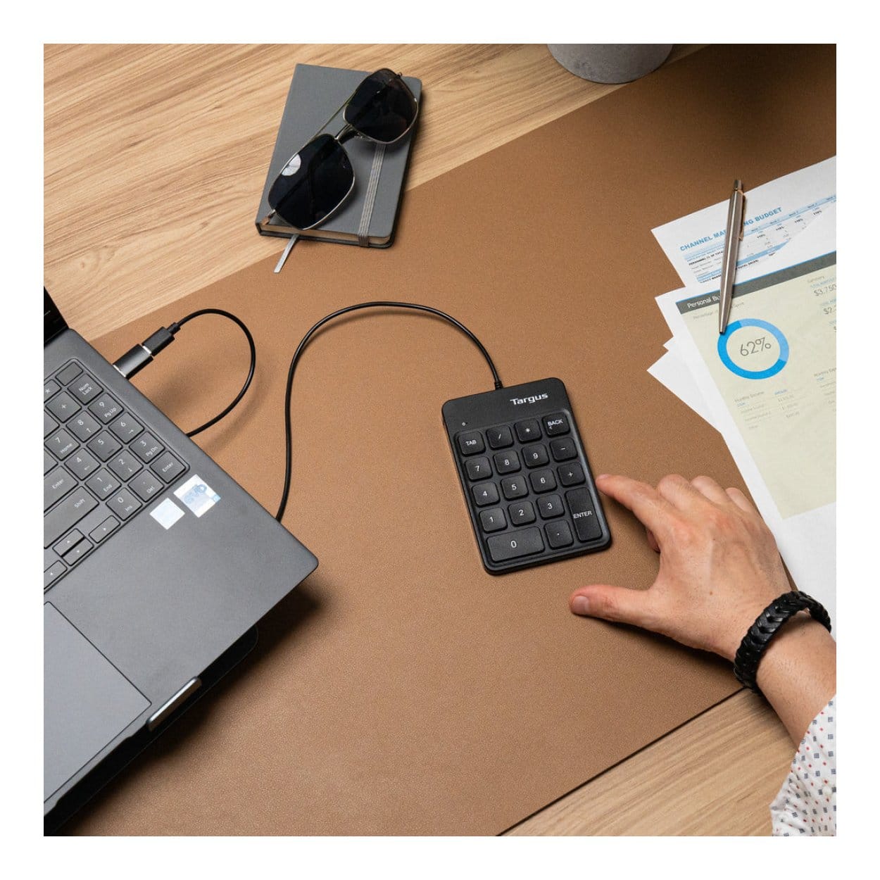 Targus AKP13GL Wired Numeric Keypad Black - Image 10
