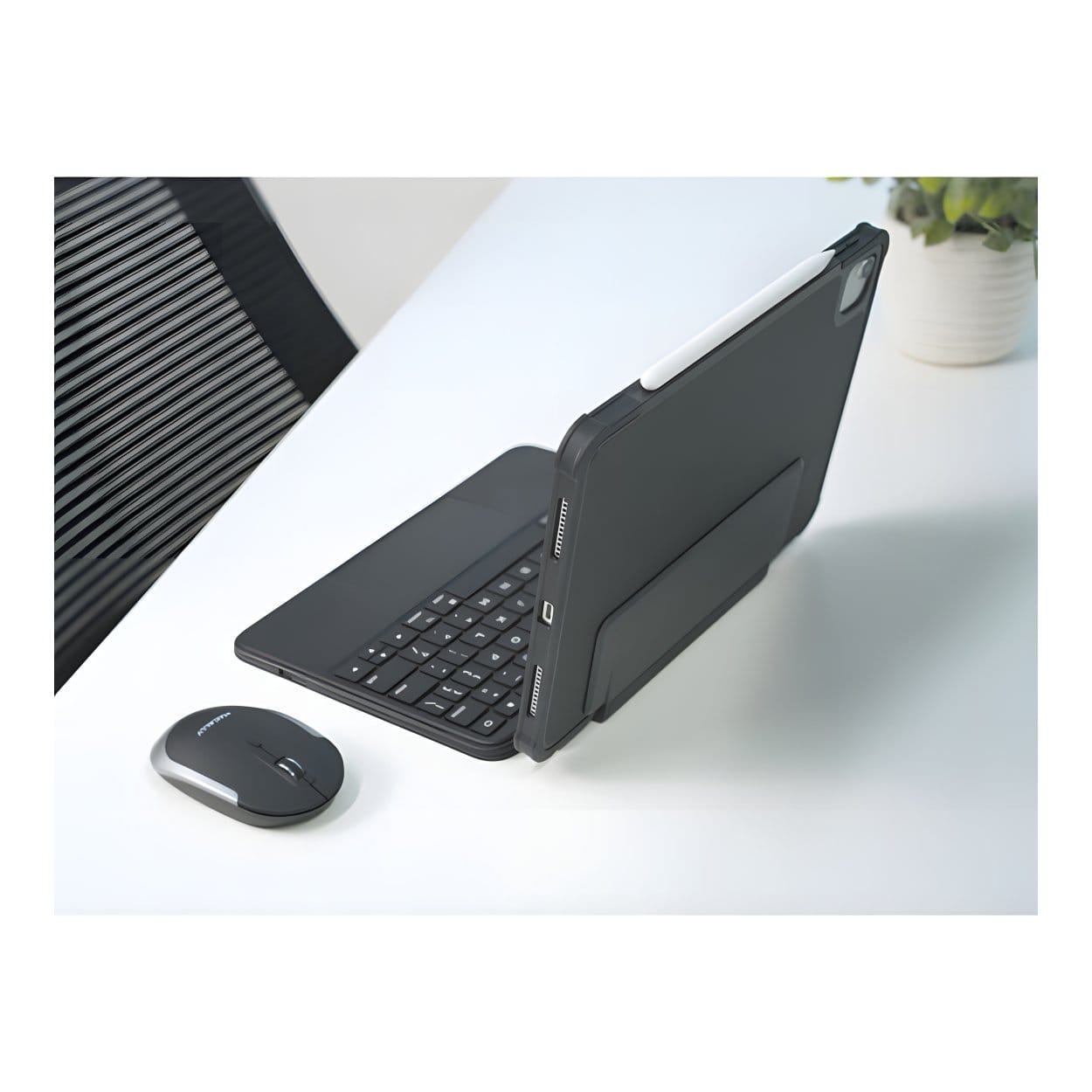 Macally Rugged 11-inch iPad Keyboard Case with Trackpad - Black IPKBCASE11 - Image 11